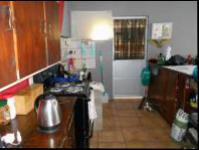 Kitchen - 17 square meters of property in Kingsburgh
