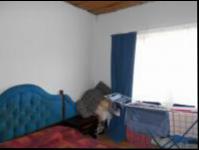 Bed Room 1 - 17 square meters of property in Kingsburgh
