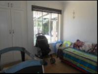 Bed Room 1 - 10 square meters of property in Noordhang