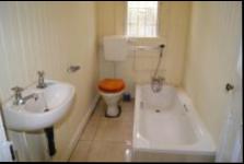 Main Bathroom - 5 square meters of property in Bellair - DBN