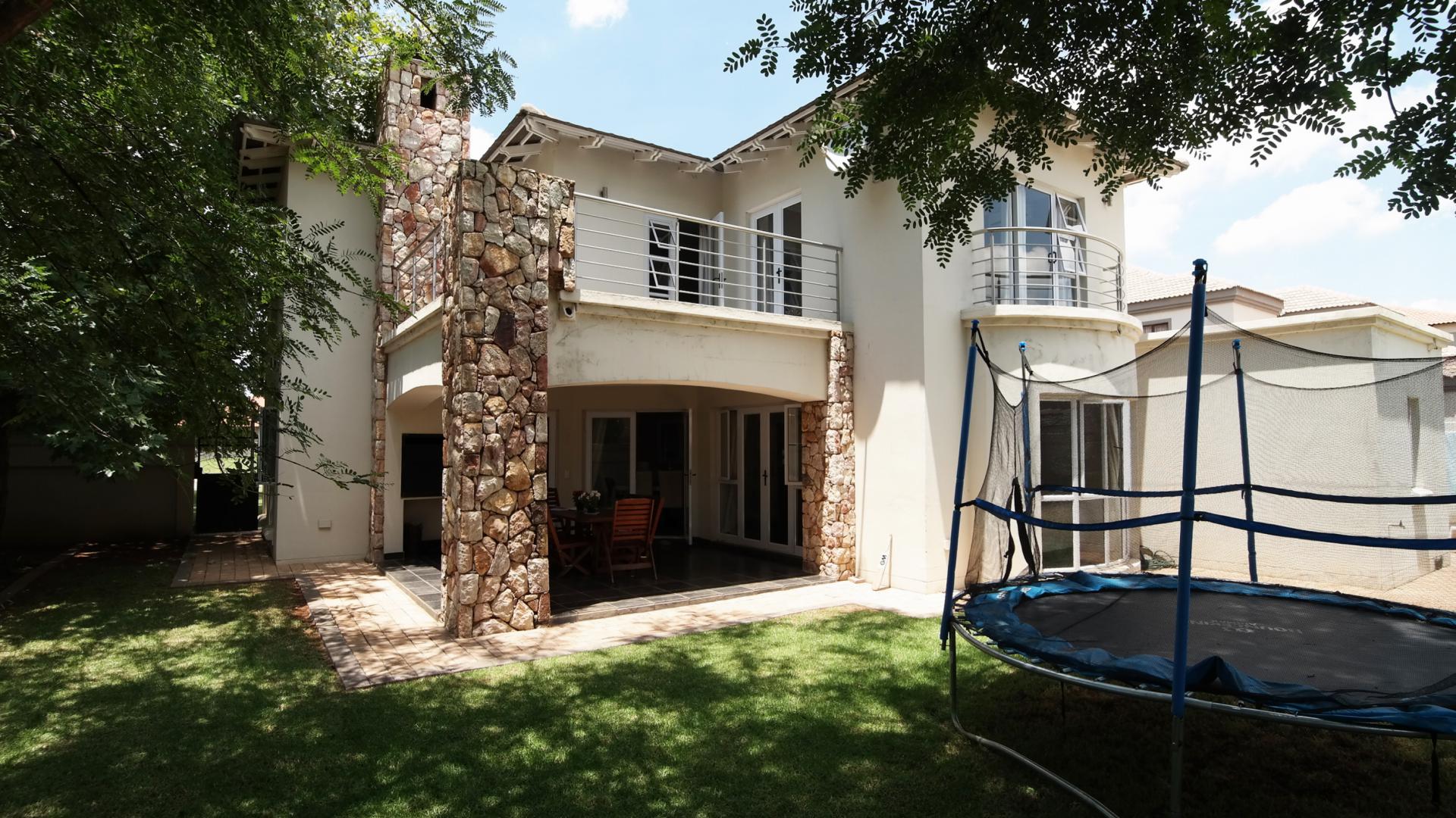 4 Bedroom House for Sale For Sale in Newmark Estate MR152865 MyRoof