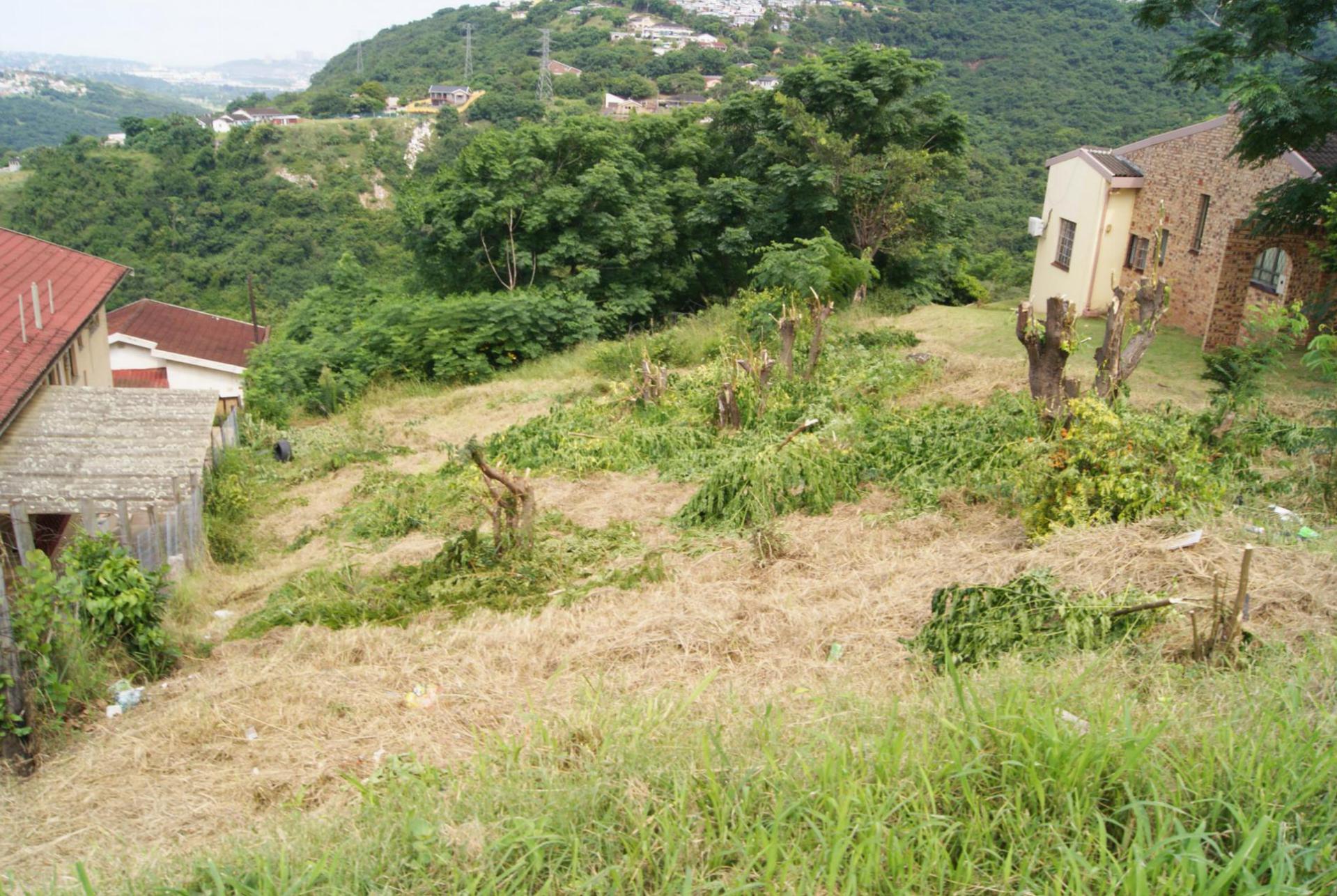 Front View of property in Reservior Hills