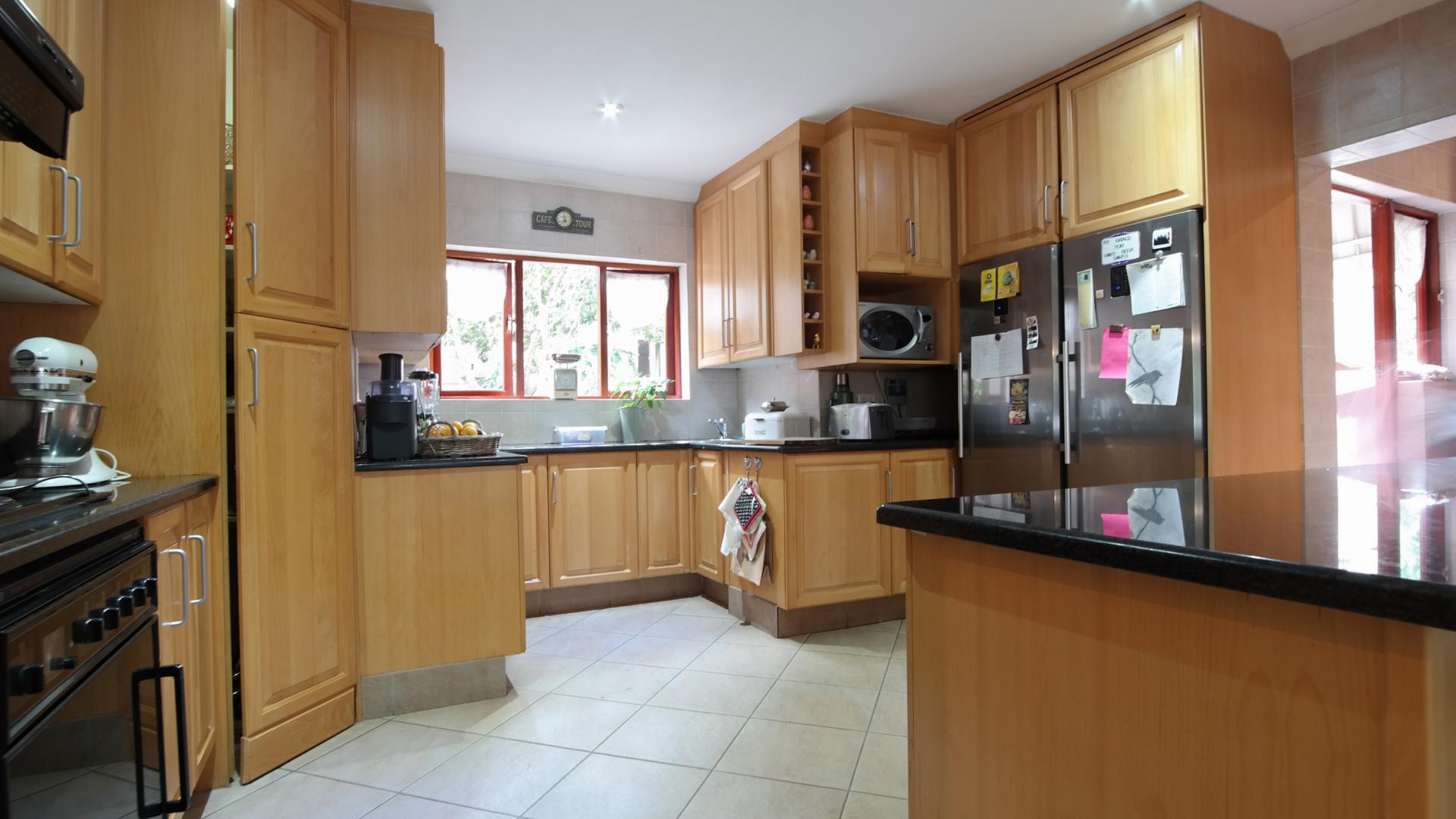 Kitchen of property in Woodhill Golf Estate