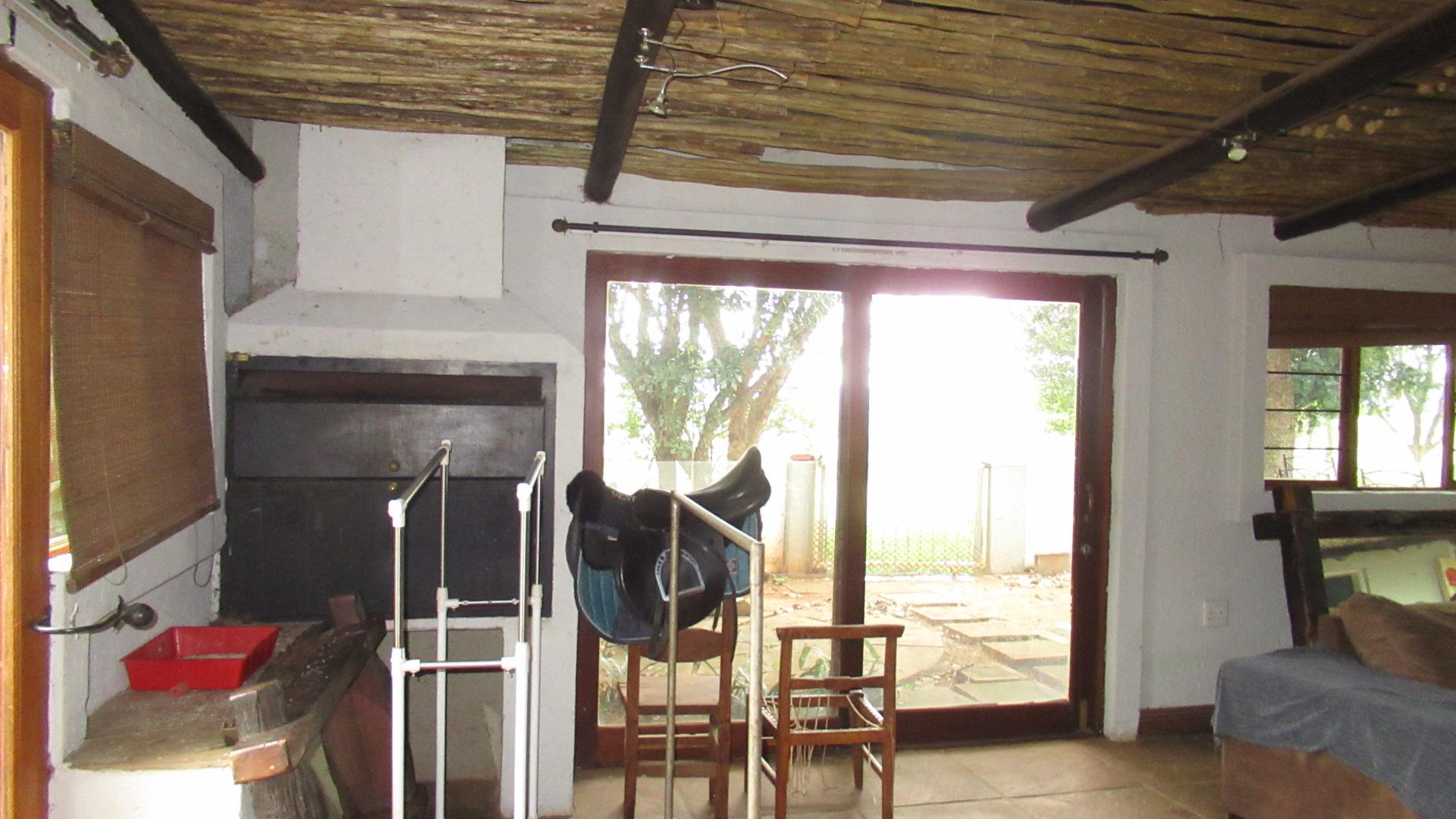 Entertainment - 30 square meters of property in Zwavelpoort