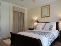 Main Bedroom - 32 square meters of property in Woodlands Lifestyle Estate