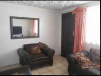 Lounges - 12 square meters of property in Klipspruit West