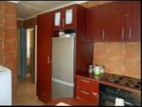 Kitchen - 11 square meters of property in Klipspruit West