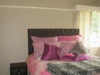 Main Bedroom - 16 square meters of property in Strubenvale