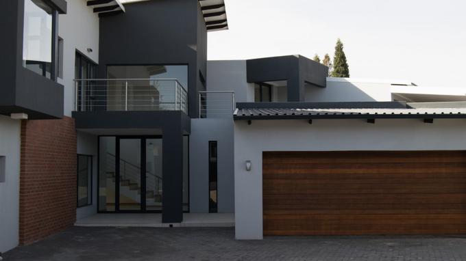 3 Bedroom House for Sale For Sale in Benoni - Private Sale - MR153354