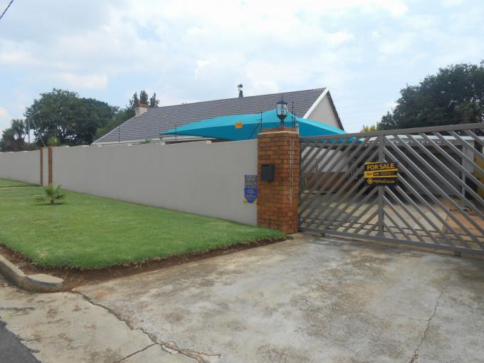 3 Bedroom House for Sale For Sale in Brakpan - Home Sell - MR153437
