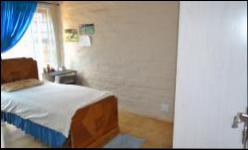 Bed Room 3 - 13 square meters of property in Mooinooi