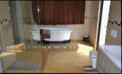 Main Bathroom - 11 square meters of property in Mooinooi