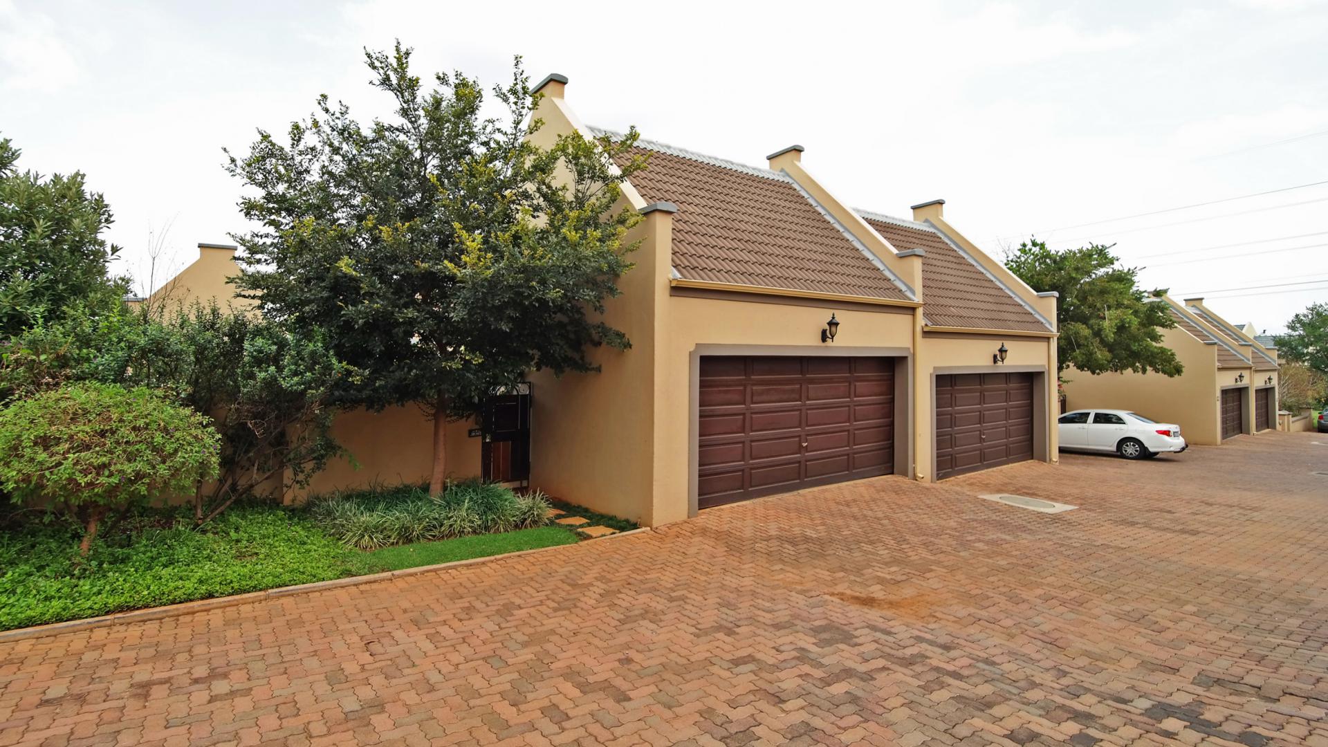 2 Bedroom Simplex for Sale For Sale in Boardwalk Meander Est