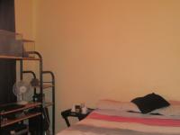 Bed Room 1 - 14 square meters of property in Geduld