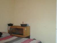 Bed Room 1 - 14 square meters of property in Geduld