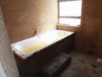 Bathroom 3+ - 9 square meters of property in Heron Hill Estate