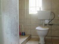 Main Bathroom - 5 square meters of property in Strubenvale