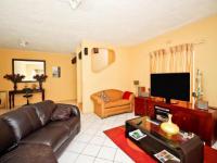 Lounges - 50 square meters of property in Bryanston West