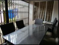 Rooms - 10 square meters of property in Bryanston West