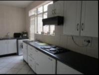 Kitchen - 18 square meters of property in Bryanston West