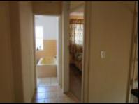 Lounges - 50 square meters of property in Bryanston West