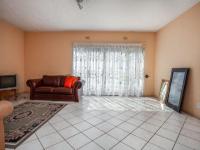Lounges - 50 square meters of property in Bryanston West