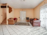 Lounges - 50 square meters of property in Bryanston West