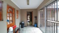 Spaces - 38 square meters of property in Reyno Ridge