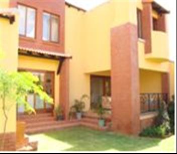 3 Bedroom Duplex to Rent in Olympus - Property to rent - MR15376