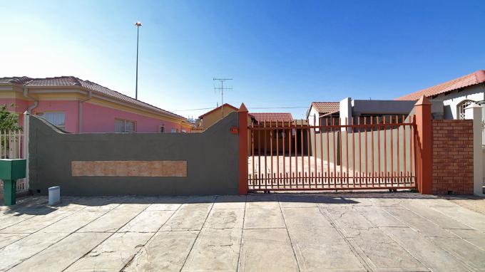 Standard Bank SIE Sale In Execution 2 Bedroom House for Sale in Mabopane - MR153769