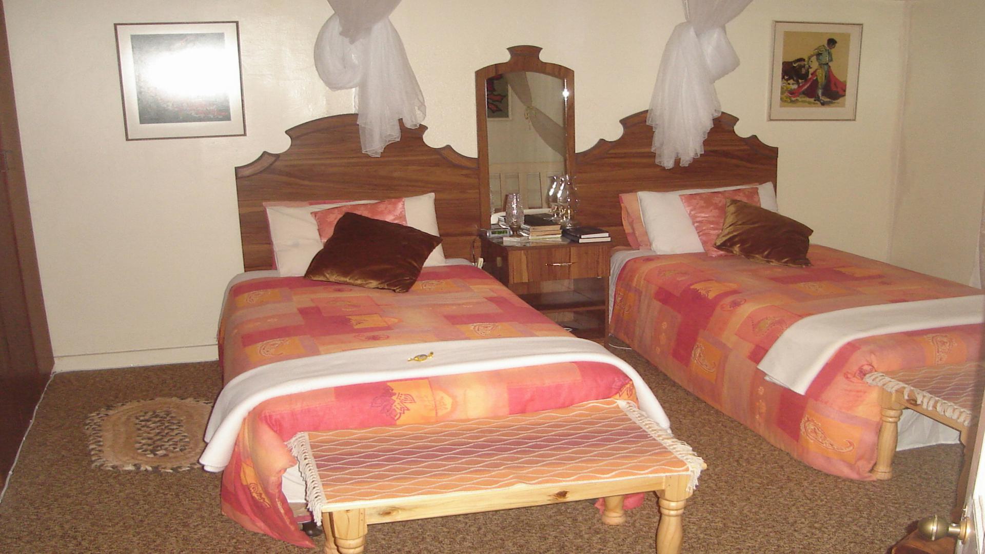 Bed Room 2 of property in Hofmeyr