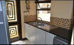 Scullery - 9 square meters of property in Kosmosdal