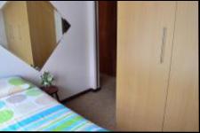 Bed Room 1 - 7 square meters of property in Pumula