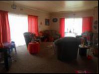 Lounges - 40 square meters of property in Randfontein