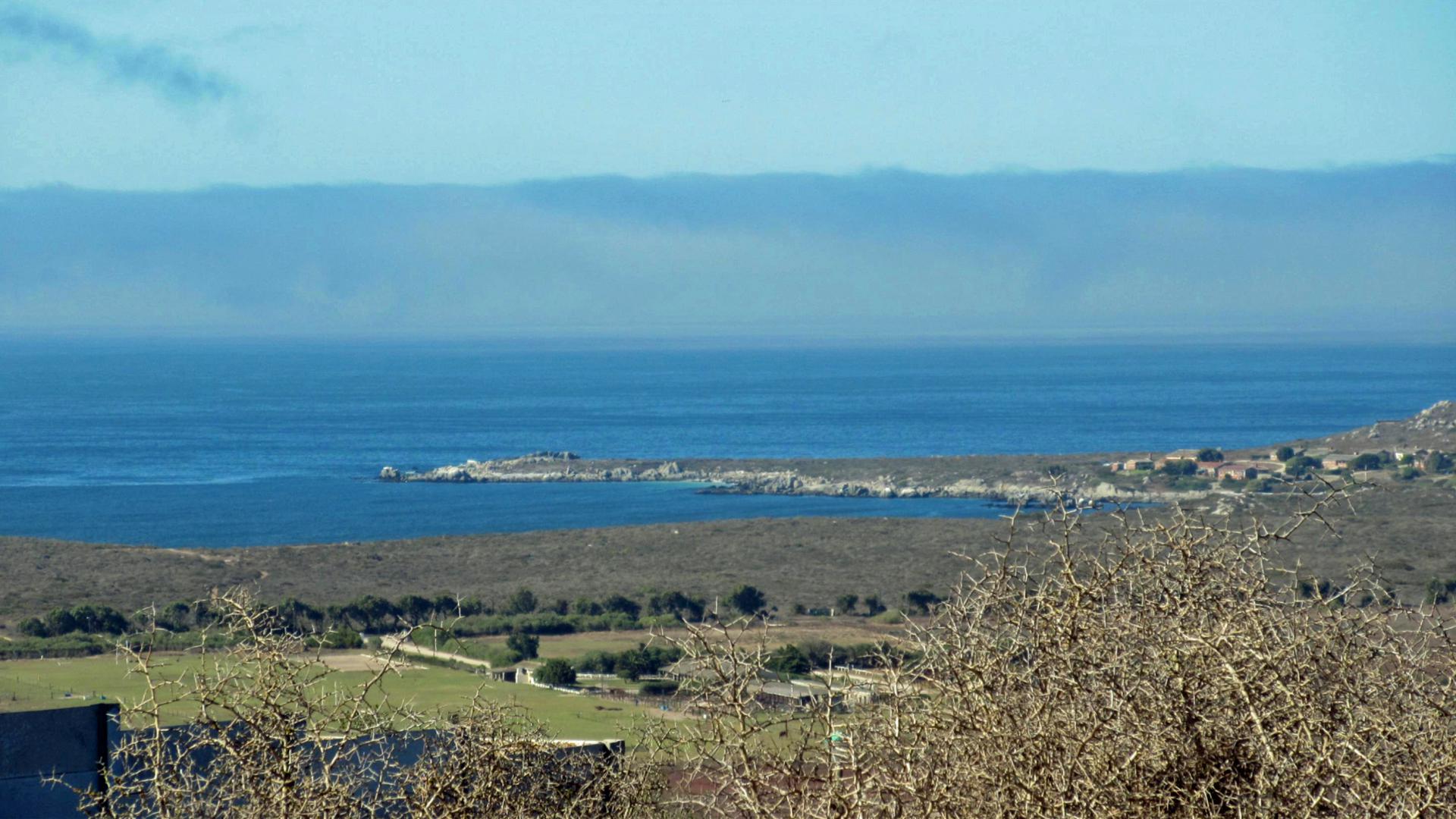 Front View of property in Saldanha