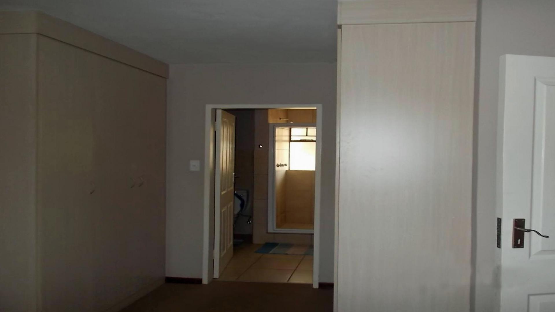 Main Bedroom of property in Lephalale (Ellisras)