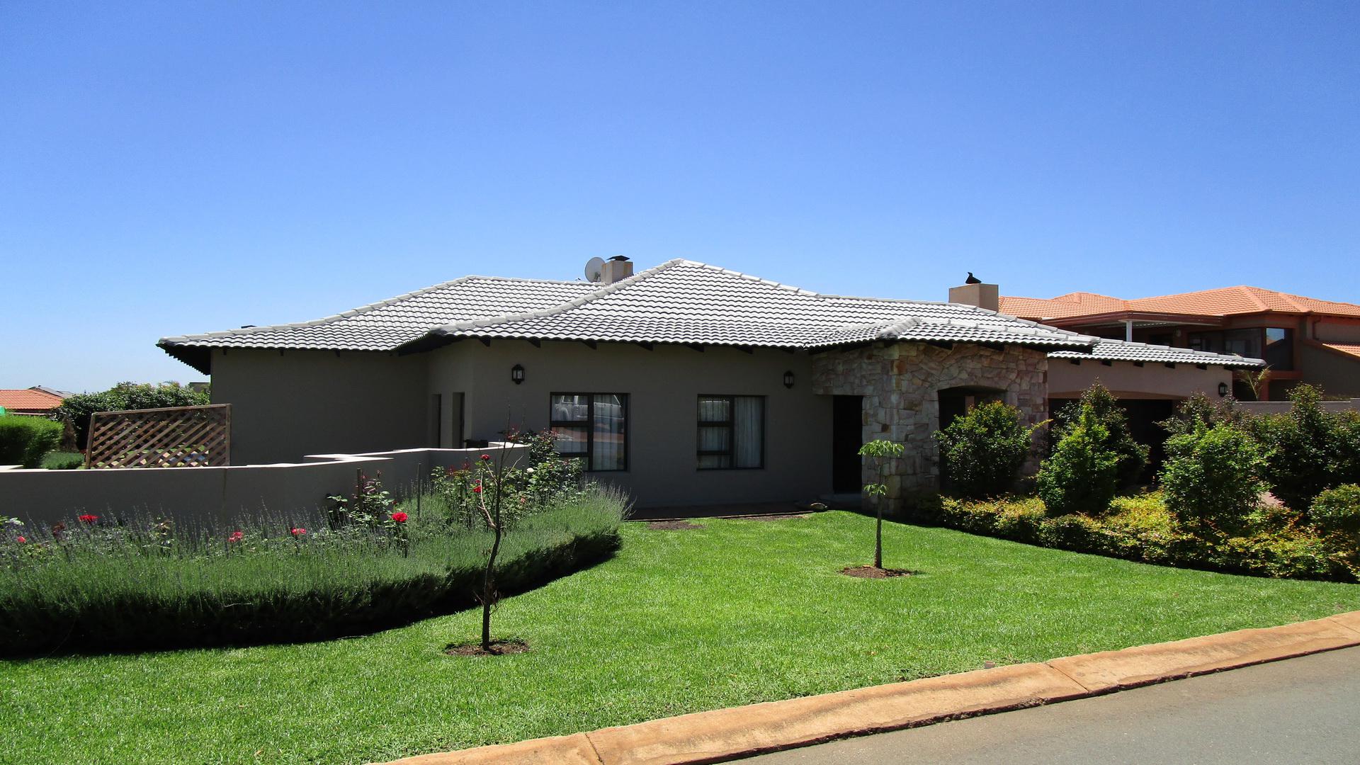 Front View of property in Heuwelsig Estate