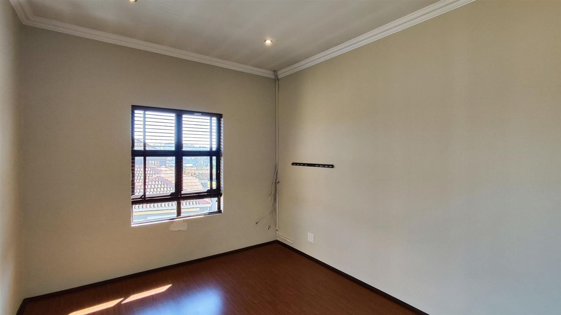 Spaces - 57 square meters of property in Glen Erasmia Boulevard