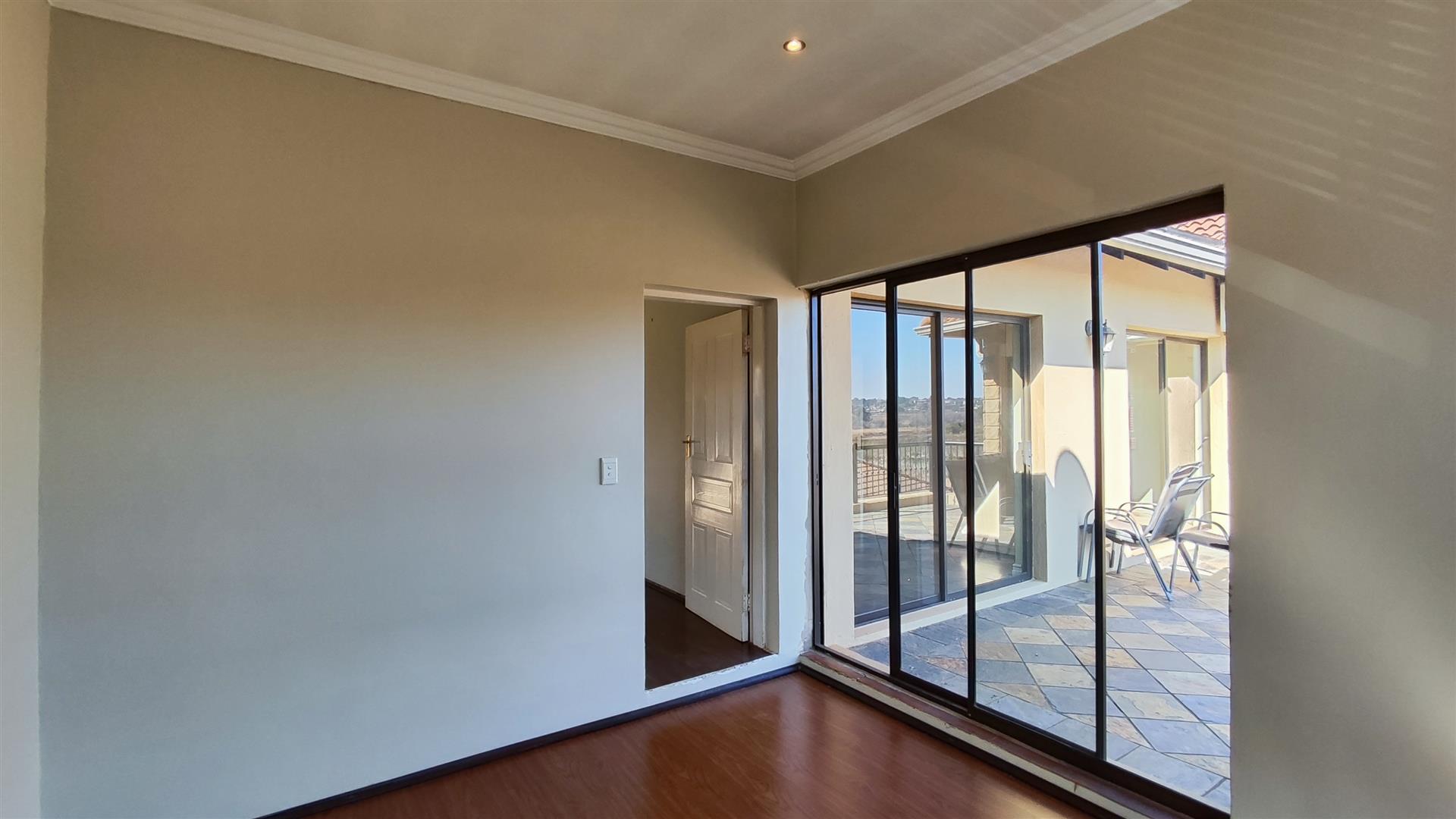 Spaces - 57 square meters of property in Glen Erasmia Boulevard