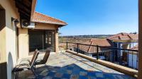 Balcony - 24 square meters of property in Glen Erasmia Boulevard