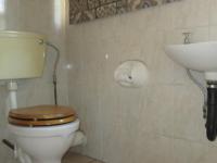 Bathroom 2 - 4 square meters of property in Bolton Wold