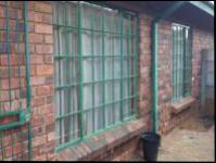 2 Bedroom 1 Bathroom House for Sale for sale in Bloemfontein