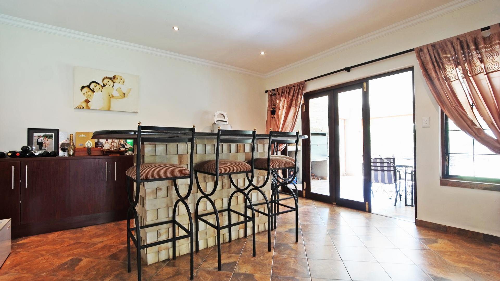 Entertainment - 20 square meters of property in The Wilds Estate