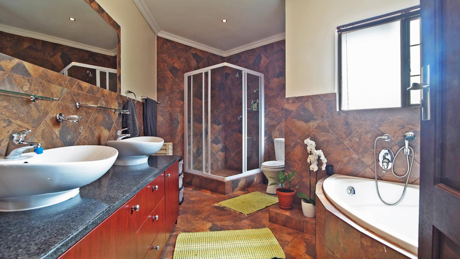 Main Bathroom - 12 square meters of property in The Wilds Estate
