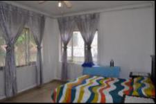Bed Room 2 - 15 square meters of property in Pennington