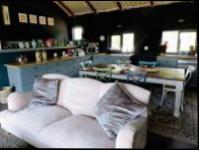 Lounges - 38 square meters of property in Clarens