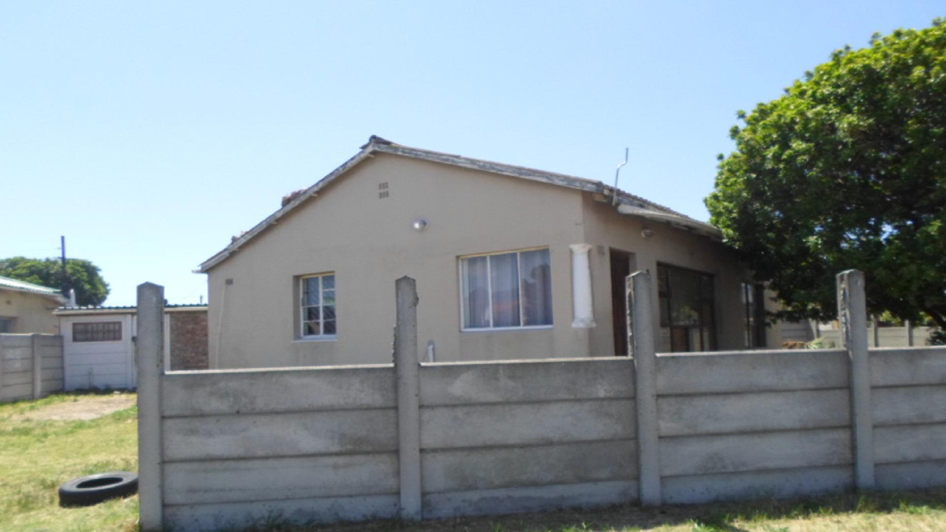 Front View of property in Cape Town Centre