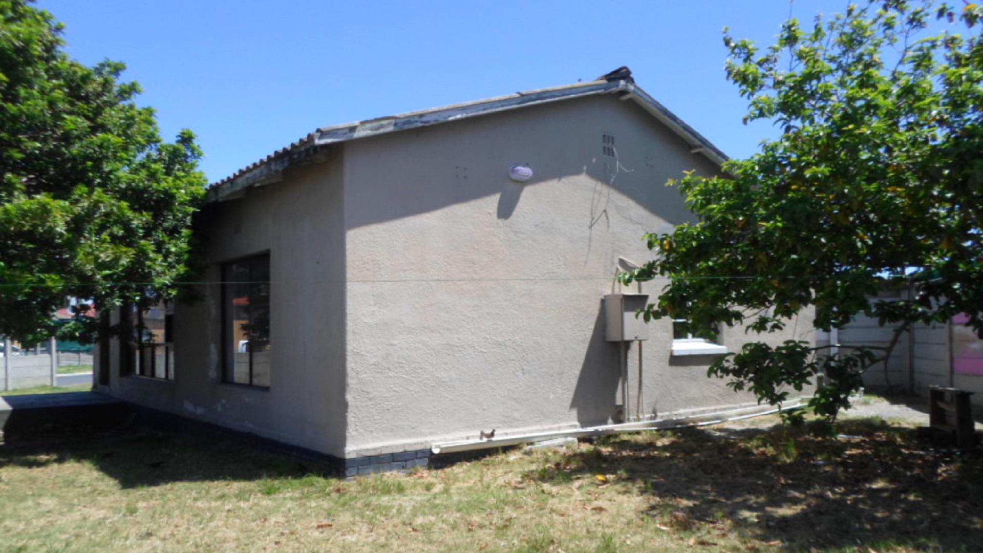 Front View of property in Cape Town Centre