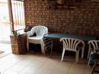 Patio - 28 square meters of property in Mookgopong (Naboomspruit)