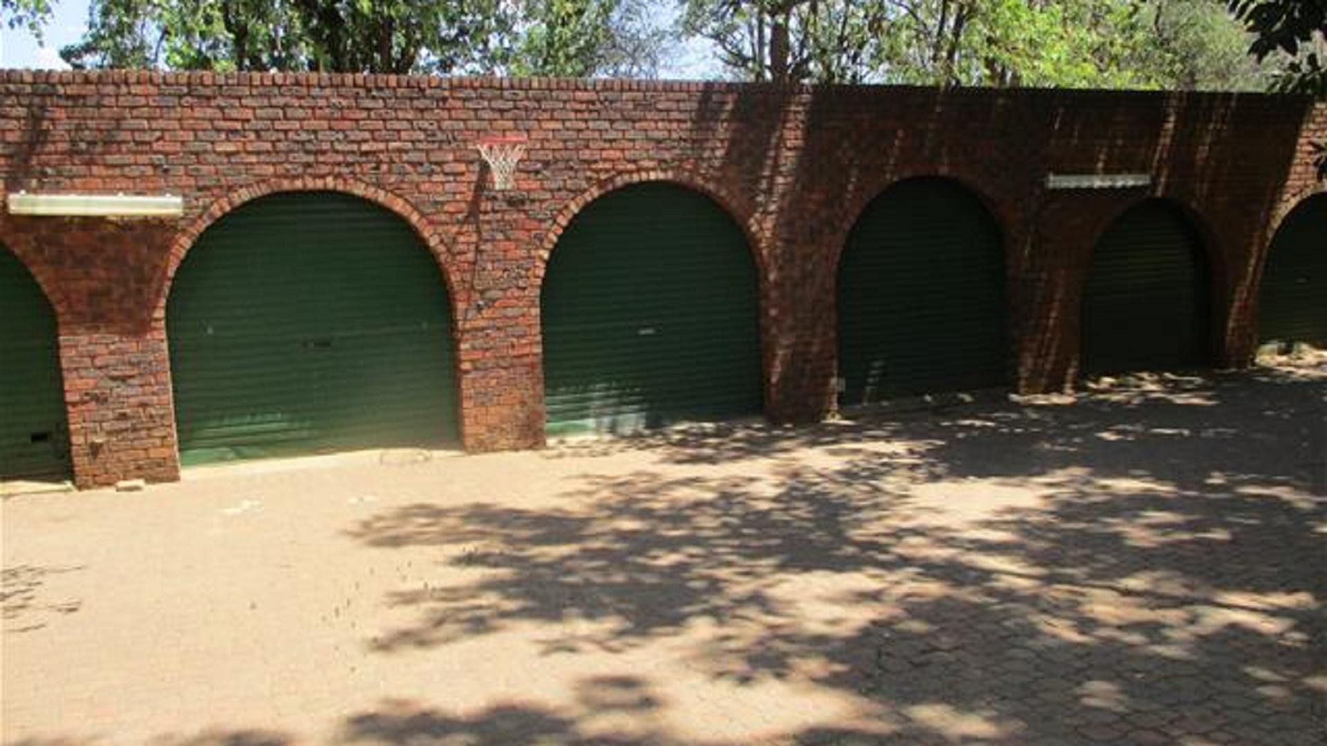 Backyard of property in Hartebeesfontein